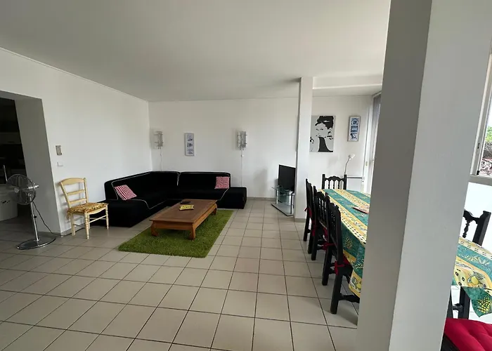 Appartement 3 Chambres Centre Ville
